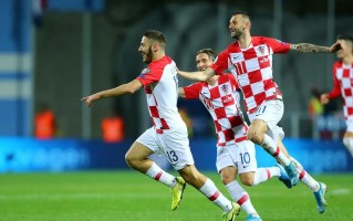 V体育-亚美尼亚队在欧预赛中迎战罗马尼亚队