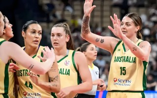 V体育-澳大利亚选手惊艳全场，登上领奖台