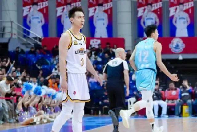 V体育-新内斯队员精准传球，助攻拿下对手-第2张图片-V体育