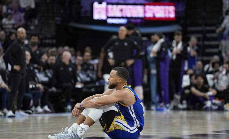 V体育-勇士遭遇狂虐,库里束手无策-第1张图片-V体育 V体育-勇士遭遇狂虐,库里束手无策-第1张图片-V体育