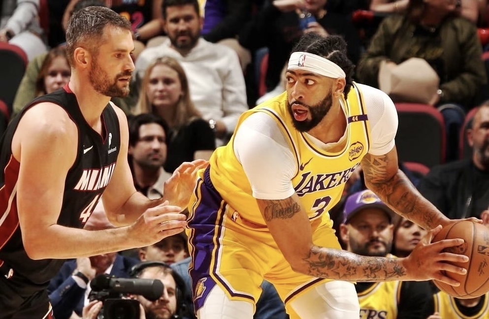 V体育官方app-热火主场负于灰熊,遭遇三连败状态不佳-第1张图片-V体育 V体育官方app-热火主场负于灰熊,遭遇三连败状态不佳-第1张图片-V体育