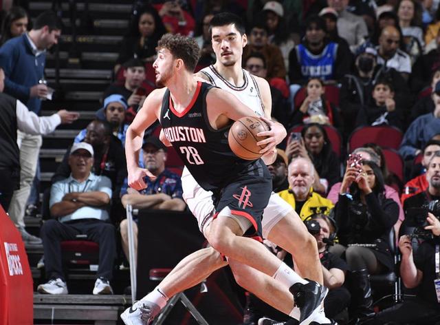 V体育官网-灰熊队外援状态回勇,为球队赢得宝贵胜利-第2张图片-V体育 V体育官网-灰熊队外援状态回勇,为球队赢得宝贵胜利-第2张图片-V体育