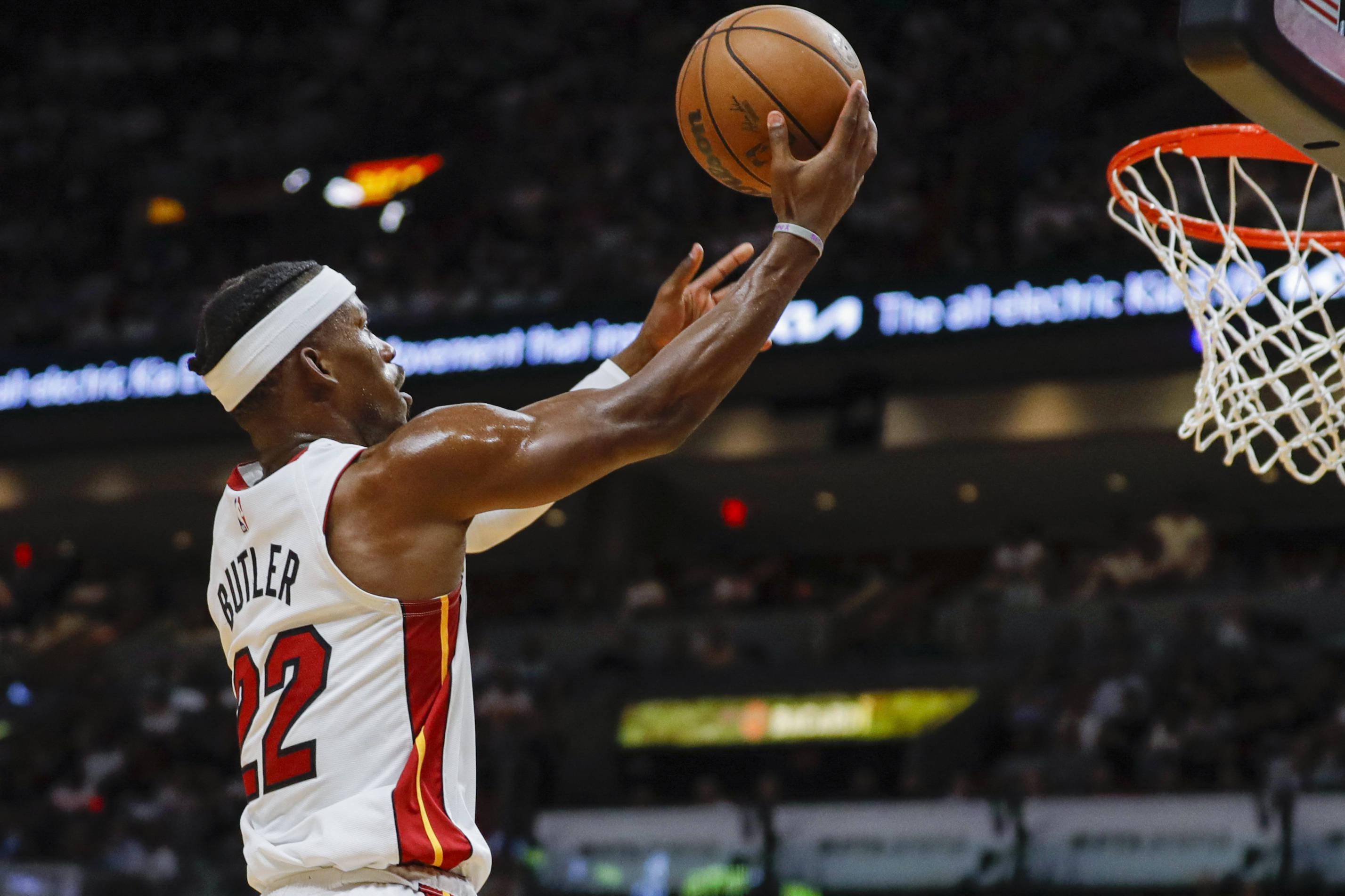 vsports体育-越南队突破常规，闯入半决赛-第2张图片-V体育