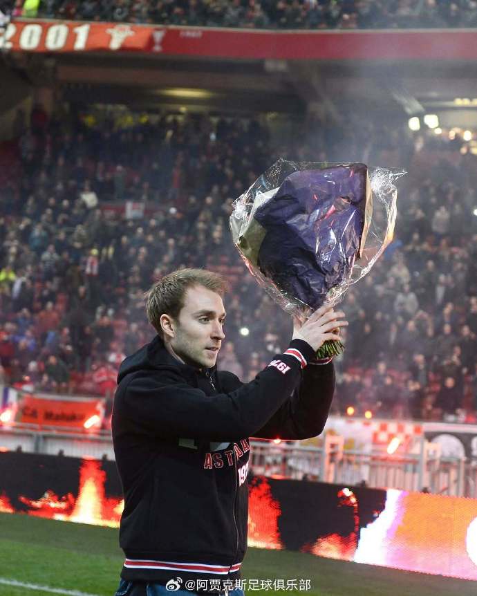 vsports体育-阿贾克斯喜上眉梢，成为夺冠热门之一-第1张图片-V体育