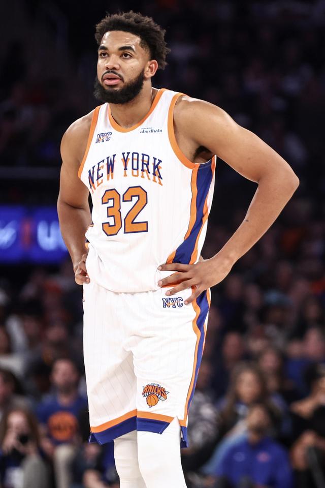 V体育官网-尼克斯内线强攻掘金，活塞外围进攻疑虑持续肆虐-第2张图片-V体育