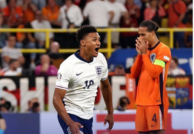 V体育-荷兰晋级决赛,历史性一刻让球迷沸腾-第2张图片-V体育 V体育-荷兰晋级决赛,历史性一刻让球迷沸腾-第2张图片-V体育