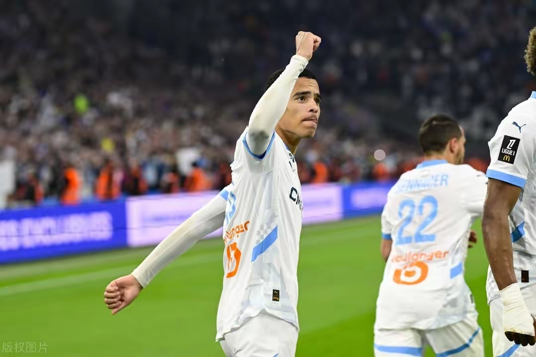 vsports体育-马赛主场击败尼斯，赢得关键胜利-第2张图片-V体育