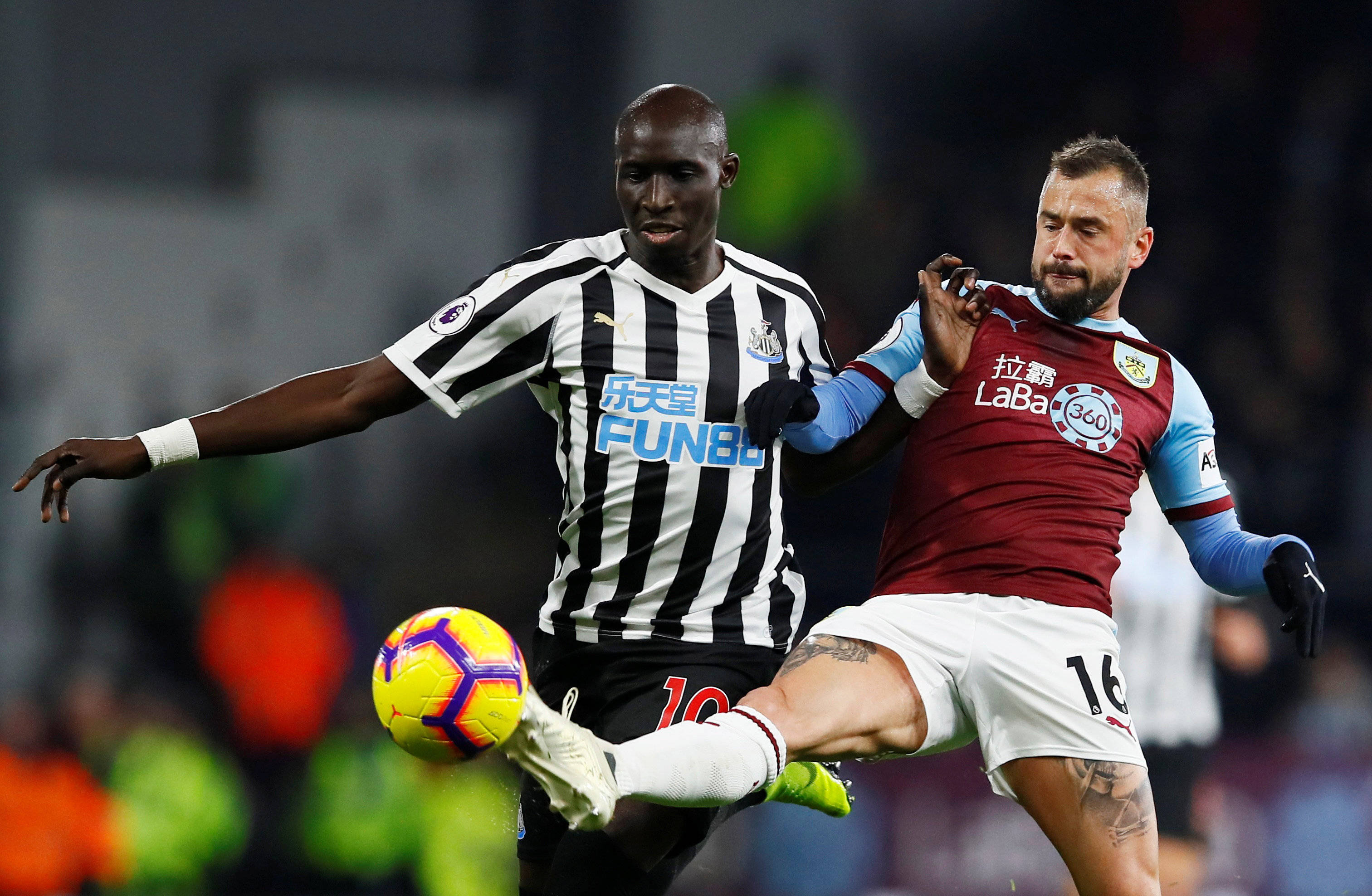 vsports体育-尤文图斯连两场告捷，领跑小组-第1张图片-V体育