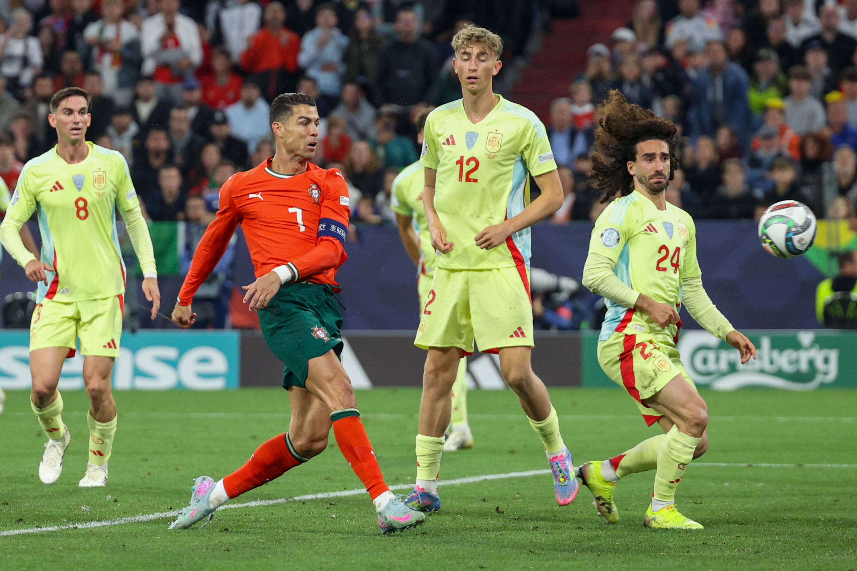 V体育官网-欧洲国家队备战新一场比赛,全力以赴-第2张图片-V体育 V体育官网-欧洲国家队备战新一场比赛,全力以赴-第2张图片-V体育