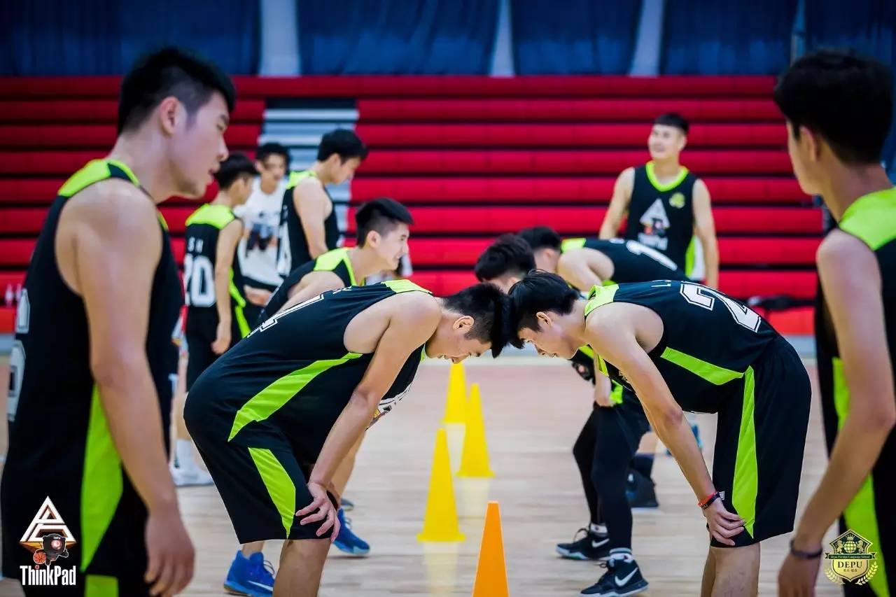 vsports体育-防守端展现团队力量,对手难有突破机会-第1张图片-V体育 vsports体育-防守端展现团队力量,对手难有突破机会-第1张图片-V体育