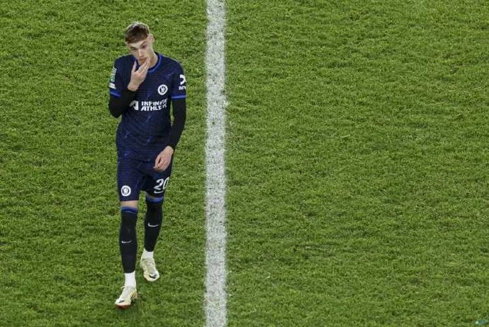 V体育官方app-热刺主帅波切蒂诺带队表现抢眼，球队逼平阿森纳稳固前四位置-第2张图片-V体育