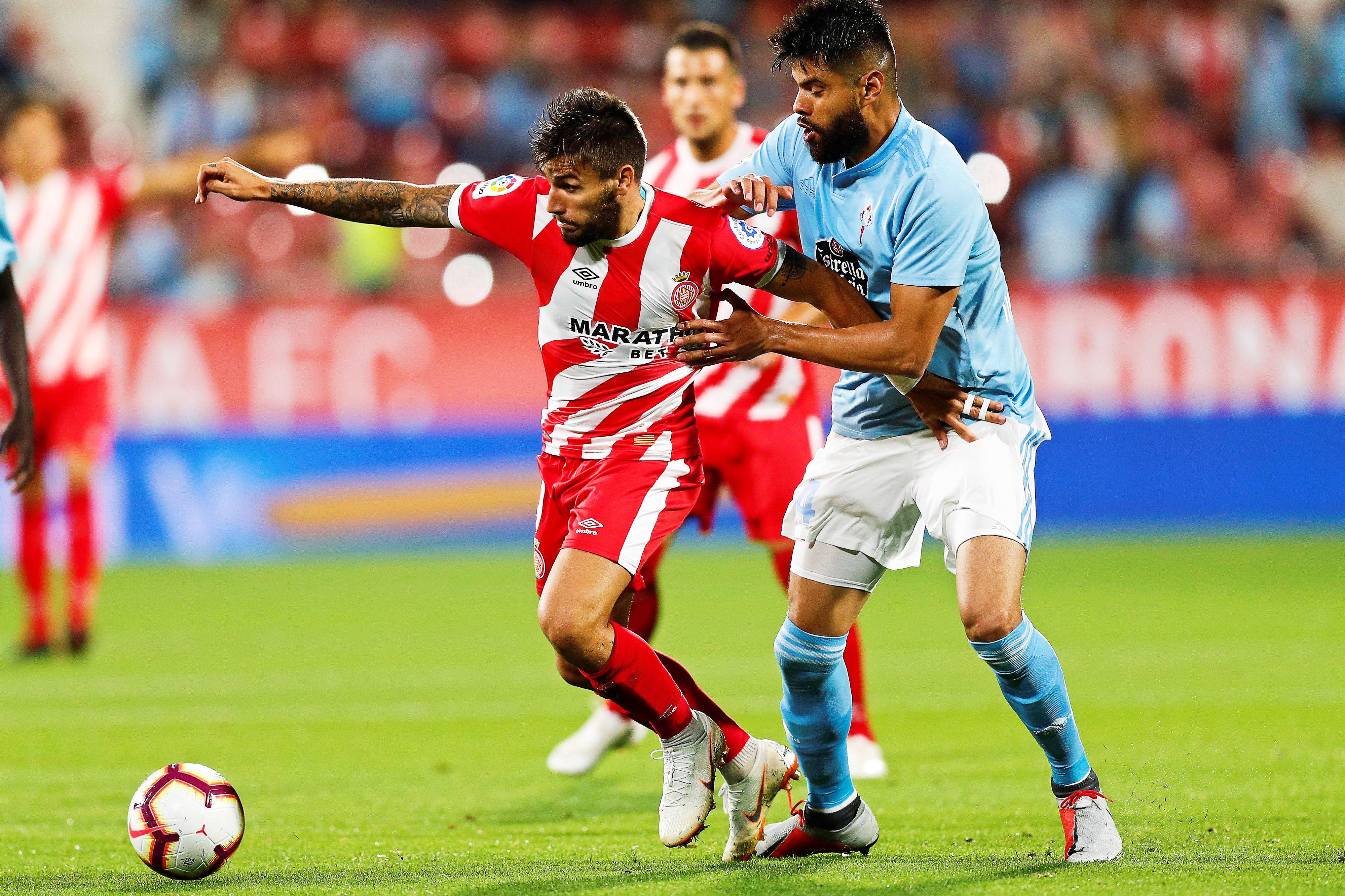 V体育-顶尖足球俱乐部的较量再次点燃球场热情-第1张图片-V体育 V体育-顶尖足球俱乐部的较量再次点燃球场热情-第1张图片-V体育